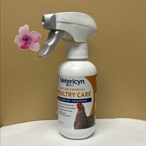 Vetericyn Plus Antimicrobial Poultry Care Spray 8 fl oz